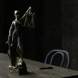 Kradzież tożsamości i wyłudzenia danych – jak się chronić i co grozi za takie przestępstwa?