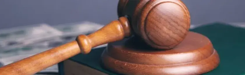 Ile trwa rozprawa w sądzie dla nieletnich? Sprawdź kluczowe czynniki