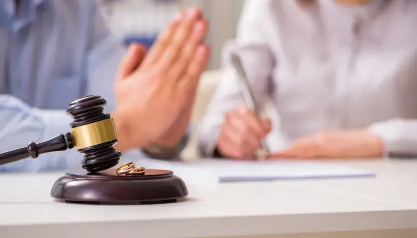 Jak wygląda rozprawa o dział spadku? Kluczowe informacje i wskazówki